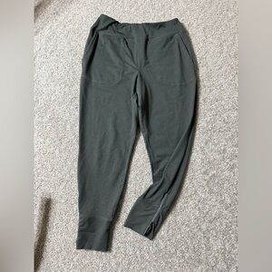 Charcoal Gray DSG Super Soft Performance Joggers – Women’s Medium